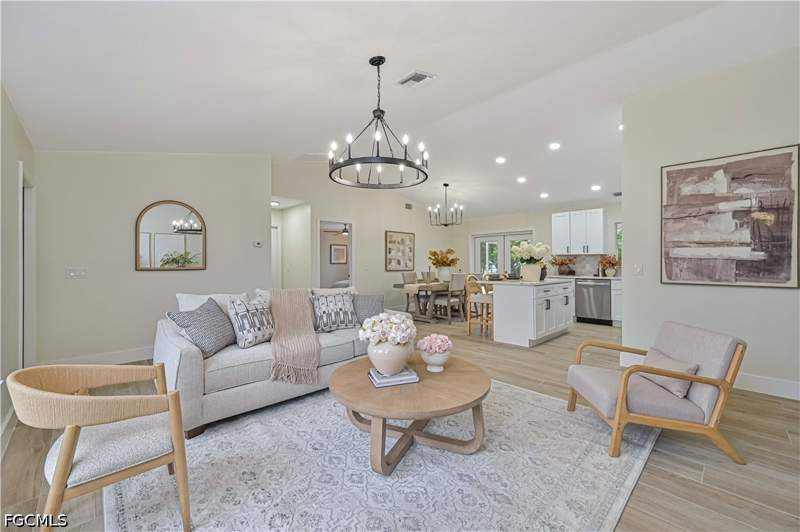 3 bedroom SingleFamilyResidence at 1424 SW 28th Ter, Cape Coral, Cape Coral — photo 3