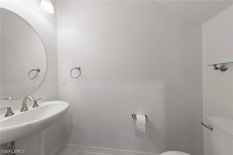 2 bedroom Townhouse at 12555 Laurel Cove Dr, Hammock Cove, Fort Myers — photo 5