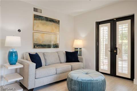 655 8th Ave S 3, Naples FL - photo 12 of 24