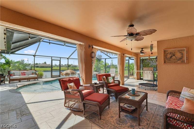 3 bedroom SingleFamilyResidence at 908 Vogiantzis Pkwy, Cape Coral, Cape Coral — photo 5