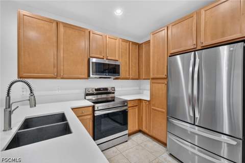 15781 Portofino Springs Blvd 106, Fort Myers FL - photo 12 of 32