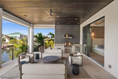 380 Trade Winds Ave, Naples FL - photo 8 of 50