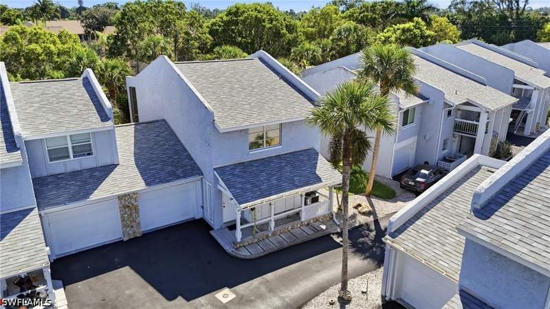 2 bedroom Condominium at 31 Watercolor Way 31, Four Fountains, Naples — photo 2