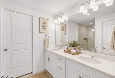286 Indies Dr E 102, Naples FL - photo 11 of 28
