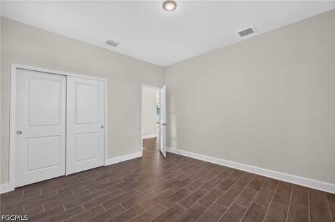 925 SW 6th Ct, Cape Coral FL - photo 12 of 23