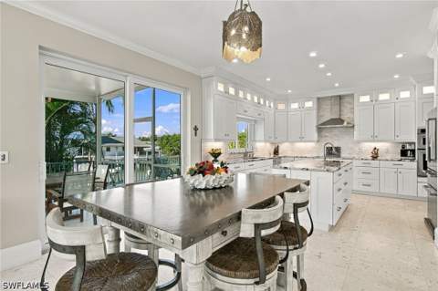 132 E Hilo St, Naples FL - photo 14 of 43