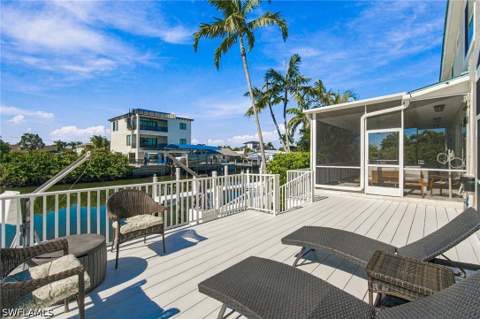 132 E Hilo St, Naples FL - photo 6 of 43