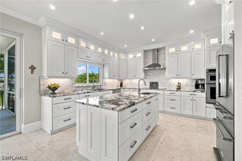 132 E Hilo St, Naples FL - photo 8 of 43