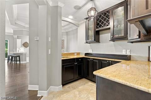 9213 Quartz Ln 202, Naples FL - photo 7 of 47