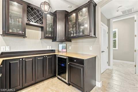 9213 Quartz Ln 202, Naples FL - photo 8 of 47