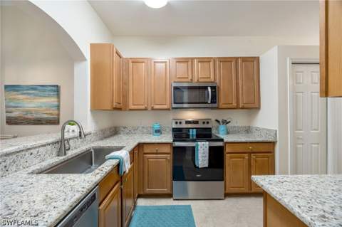 14095 Winchester Ct 603, Naples FL - photo 12 of 50
