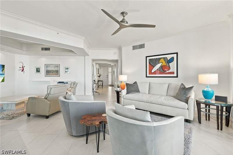 3 bedroom Condominium at 325 Dunes Blvd 1103, Cayman, Naples — photo 4