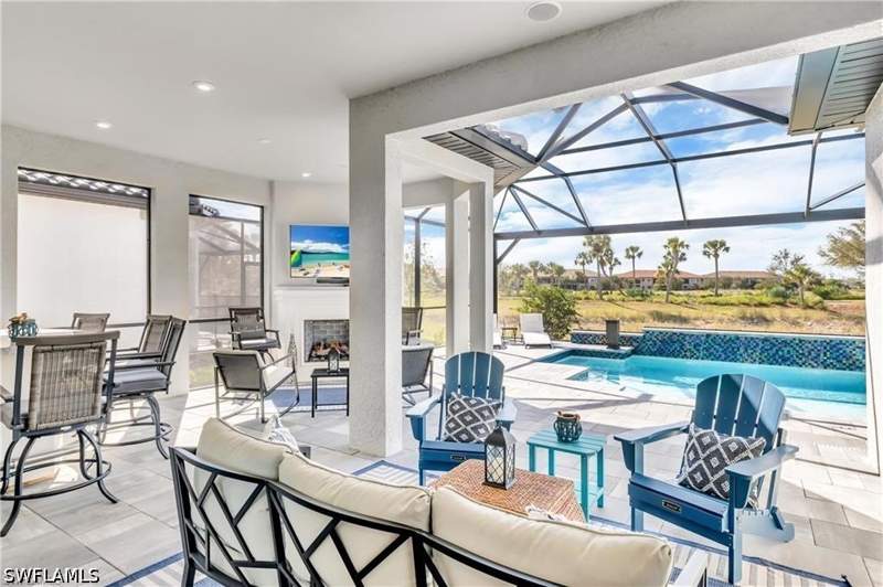 3 bedroom SingleFamilyResidence at 8911 Cappello Ct, Esplanade, Naples — photo 2