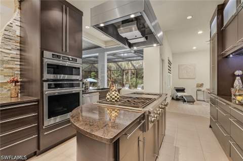 364 Logan Blvd S, Naples FL - photo 12 of 50
