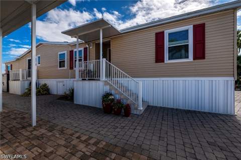 23 Nancy Ln, Fort Myers Beach FL - photo 10 of 34