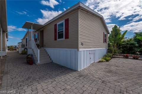 23 Nancy Ln, Fort Myers Beach FL - photo 11 of 34