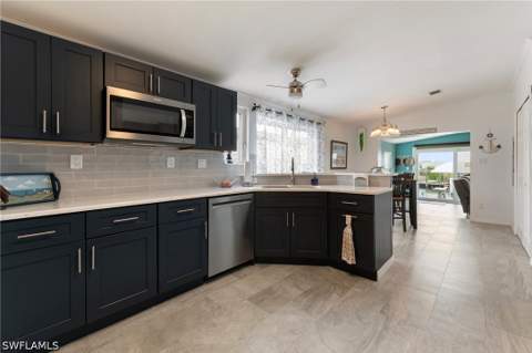 23 Nancy Ln, Fort Myers Beach FL - photo 15 of 34