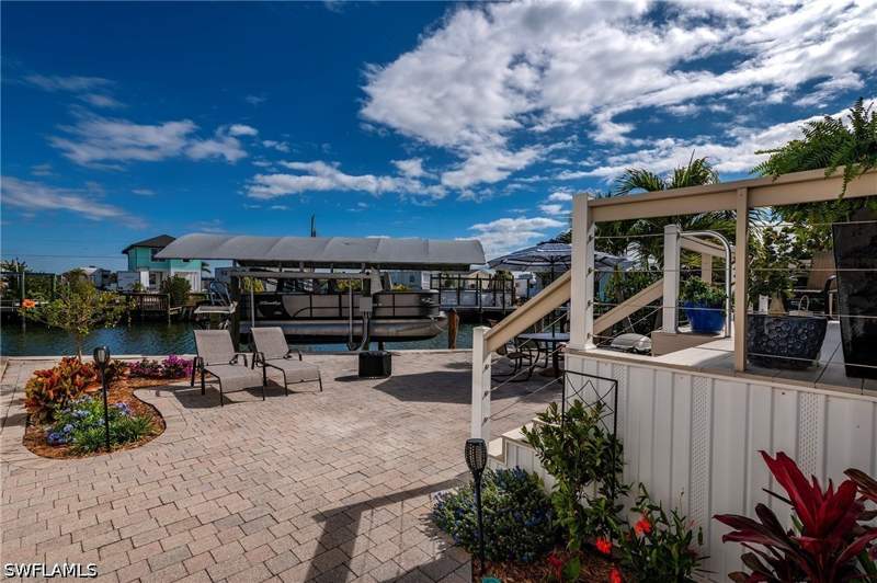 3 bedroom ManufacturedHome at 23 Nancy Ln, Nancy Lane Condo, Fort Myers Beach — photo 2