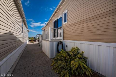 23 Nancy Ln, Fort Myers Beach FL - photo 9 of 34