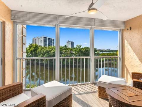 380 Horse Creek Dr 402, Naples FL - photo 12 of 41