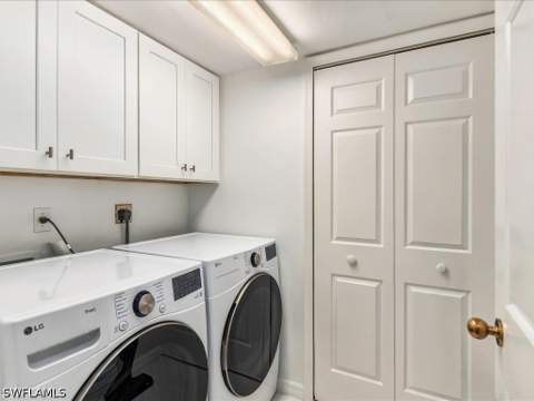 380 Horse Creek Dr 402, Naples FL - photo 21 of 41