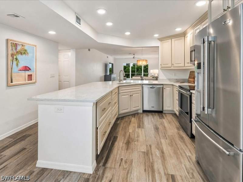 2 bedroom Condominium at 380 Horse Creek Dr 402, Princeton Place, Naples — photo 5
