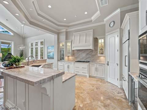 14890 Bellezza Ln, Naples FL - photo 6 of 50