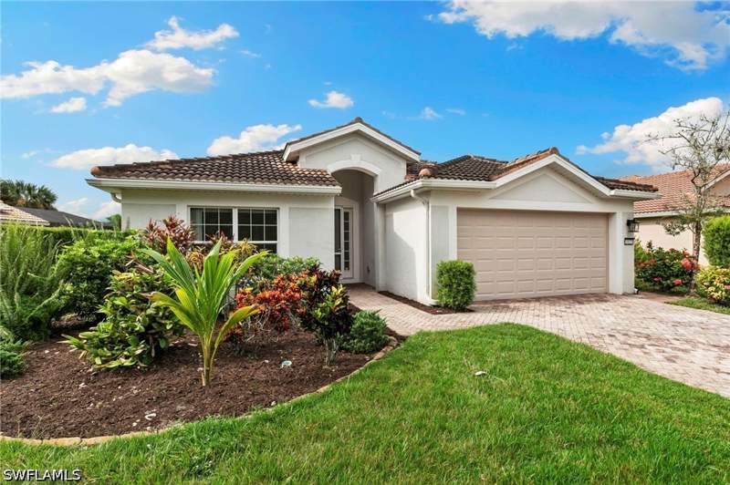 4 bedroom SingleFamilyResidence at 4423 Kentucky Way, Emerson Park, Ave Maria — photo 2