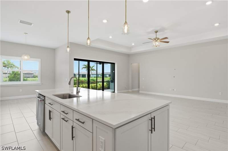 3 bedroom SingleFamilyResidence at 1848 Terreno Blvd, Terreno At Valencia, Naples — photo 4