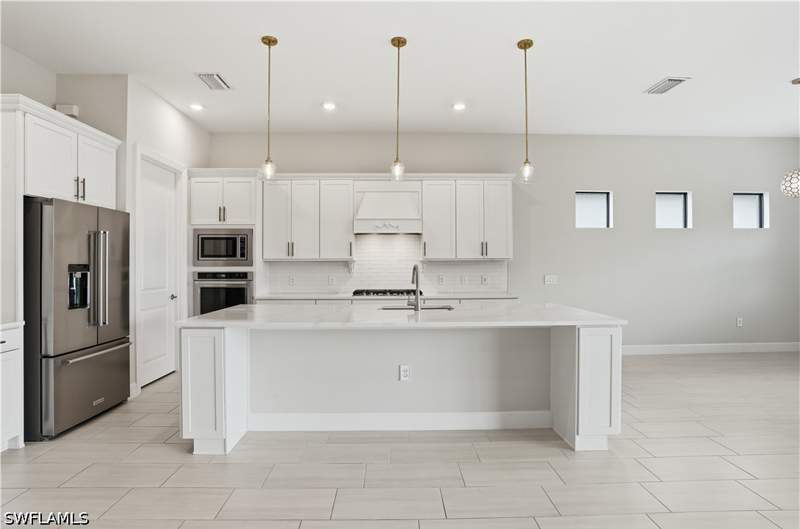 3 bedroom SingleFamilyResidence at 1848 Terreno Blvd, Terreno At Valencia, Naples — photo 5