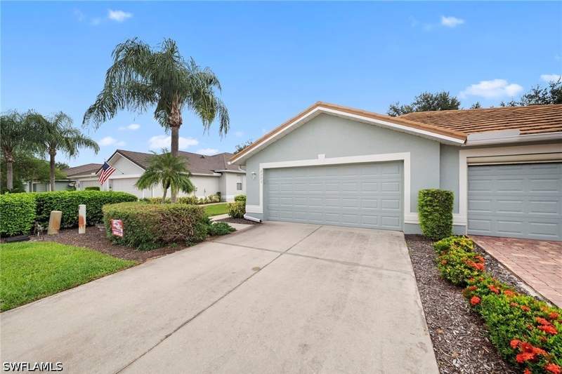 2 bedroom Attached at 2273 Granby Dr, Westminster, Lehigh Acres — photo 2
