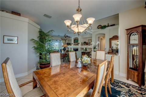 5605 Merlyn Ln, Cape Coral FL - photo 8 of 60