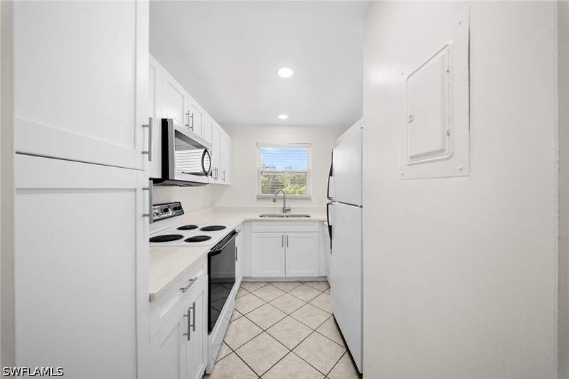 2 bedroom Condominium at 1000 Manatee Rd A201, Gulf Winds East, Naples — photo 3