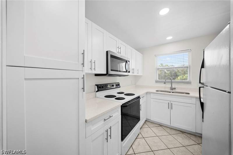 2 bedroom Condominium at 1000 Manatee Rd A201, Gulf Winds East, Naples — photo 5