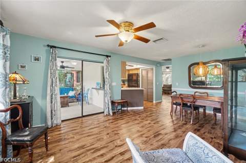 1032 SE 26th St, Cape Coral FL - photo 10 of 33