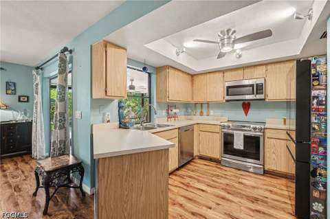 1032 SE 26th St, Cape Coral FL - photo 11 of 33