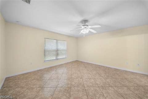 919 berg St E, Lehigh Acres FL - photo 9 of 19