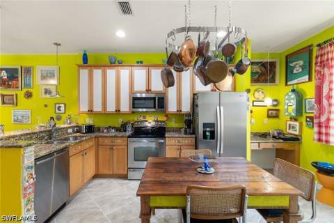 8957 Malibu St 502, Naples FL - photo 16 of 36