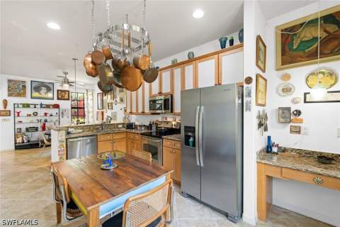 8957 Malibu St 502, Naples FL - photo 8 of 36