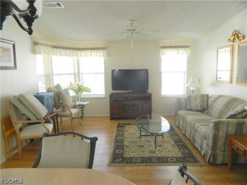 146 Caravan Cir, North Fort Myers FL - photo 14 of 20