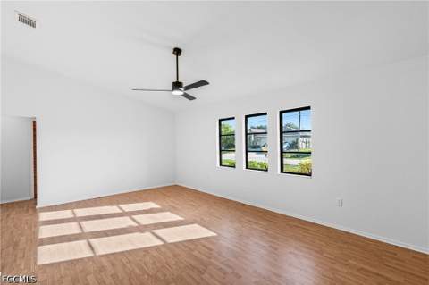 326 NE 17th Pl, Cape Coral FL - photo 10 of 37
