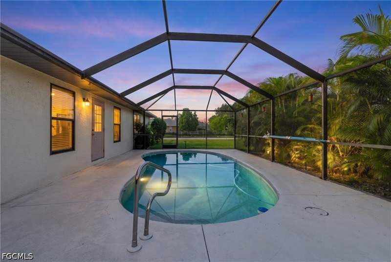 3 bedroom SingleFamilyResidence at 326 NE 17th Pl, Cape Coral, Cape Coral — photo 2