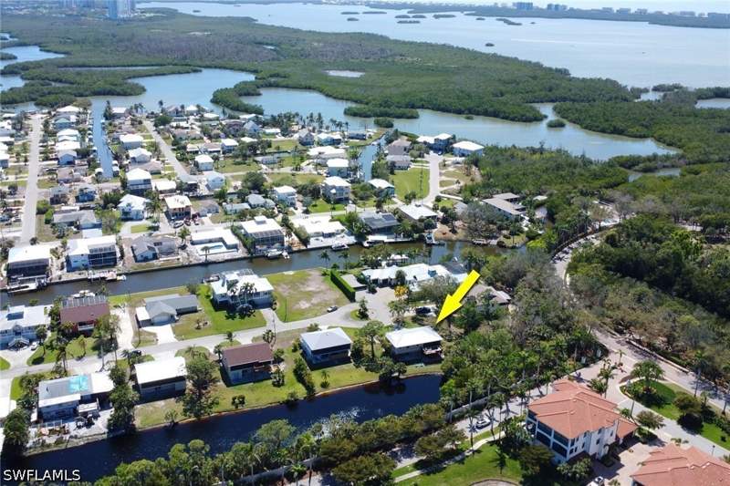 3 bedroom SingleFamilyResidence at 4764 Pembrooke Ln, Spring Creek Estates, Bonita Springs — photo 4
