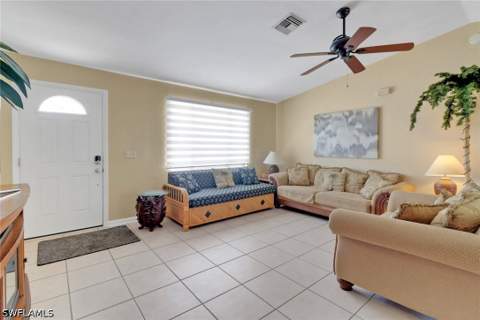 4764 Pembrooke Ln, Bonita Springs FL - photo 7 of 31