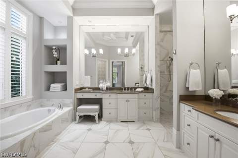 2087 Rivoli Ct, Naples FL - photo 12 of 50