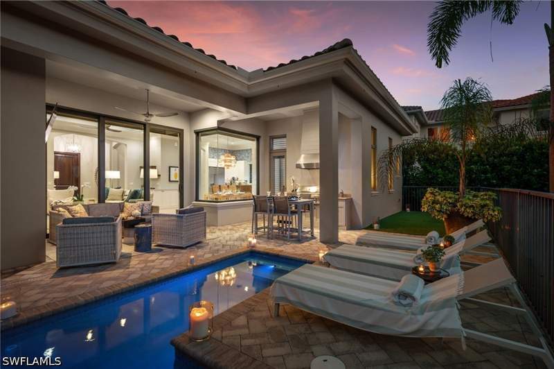 3 bedroom SingleFamilyResidence at 2087 Rivoli Ct, Torino, Naples — photo 3