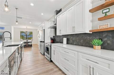 3929 Agualinda Blvd, Cape Coral FL - photo 10 of 58