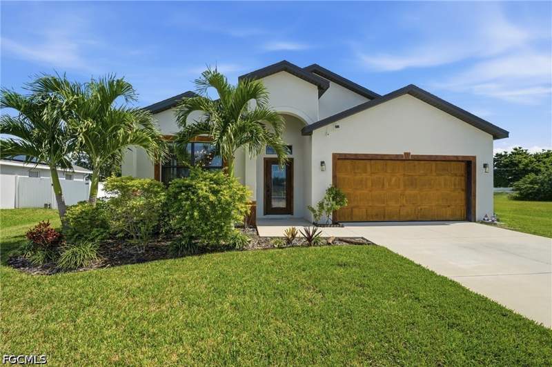 4 bedroom SingleFamilyResidence at 3929 Agualinda Blvd, Cape Coral, Cape Coral — photo 2