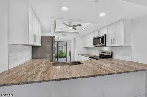 16290 Kelly Cove Dr 253, Fort Myers FL - photo 11 of 31