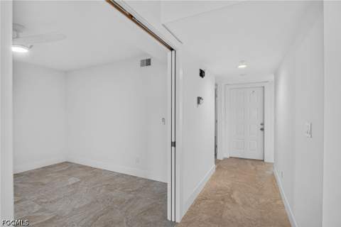16290 Kelly Cove Dr 253, Fort Myers FL - photo 7 of 31